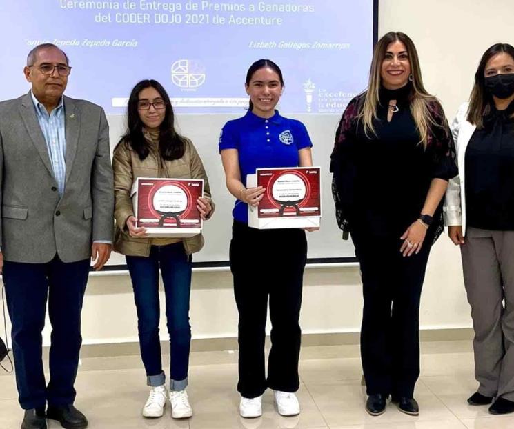 Obtienen 2 alumnas de la UANL premio Coder Dojo