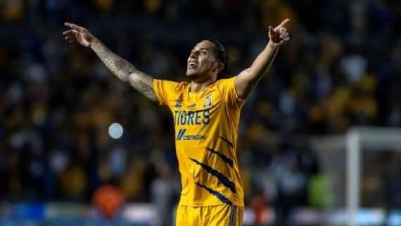 Futuro de Carlos Salcedo en Tigres se sabría esta semana