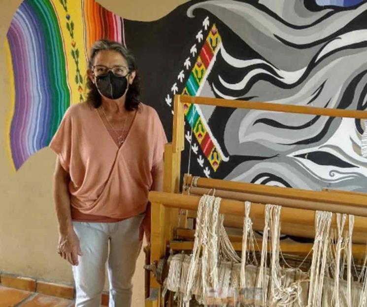 Escuela de Coahuila ofrece capacitación en tejido de sarapes