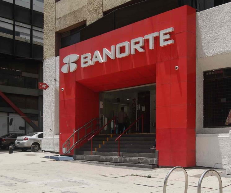Analistas: bancos que operan en México comprarían Banamex