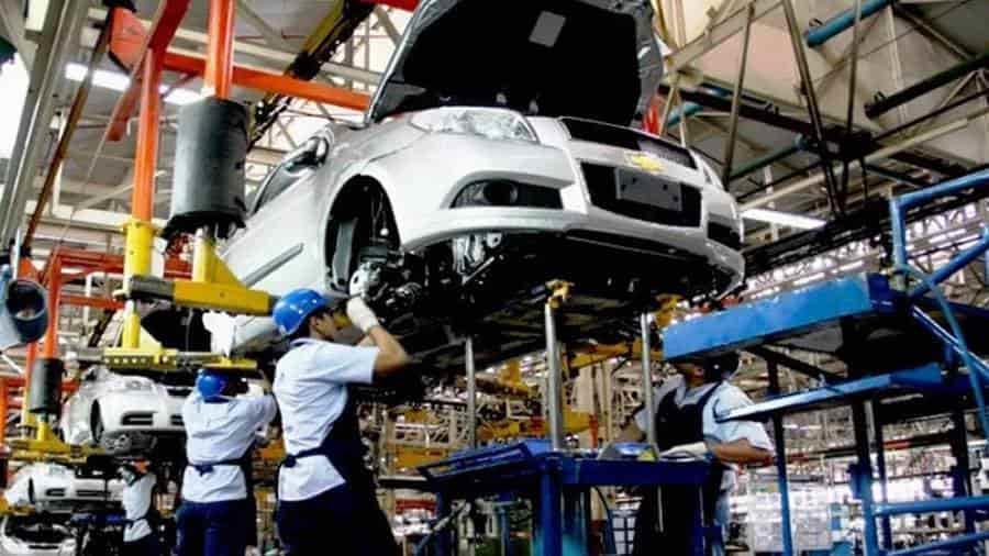 Se forma tormenta perfecta en la industria automotriz