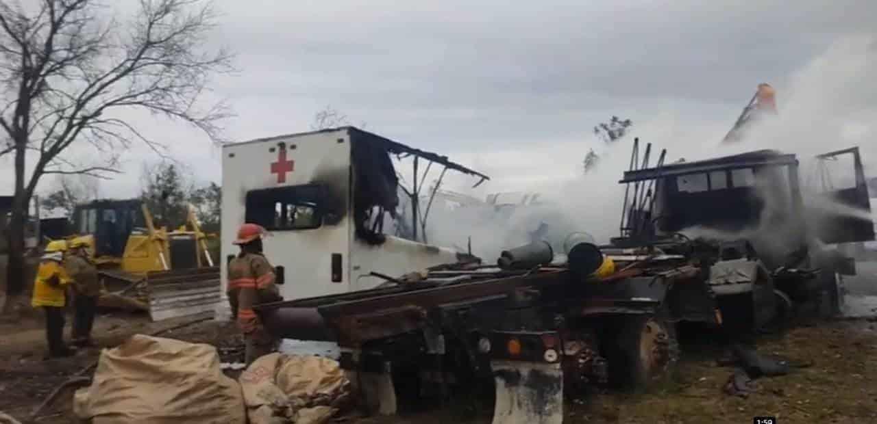 Se incendia caseta médica móvil en Cadereyta