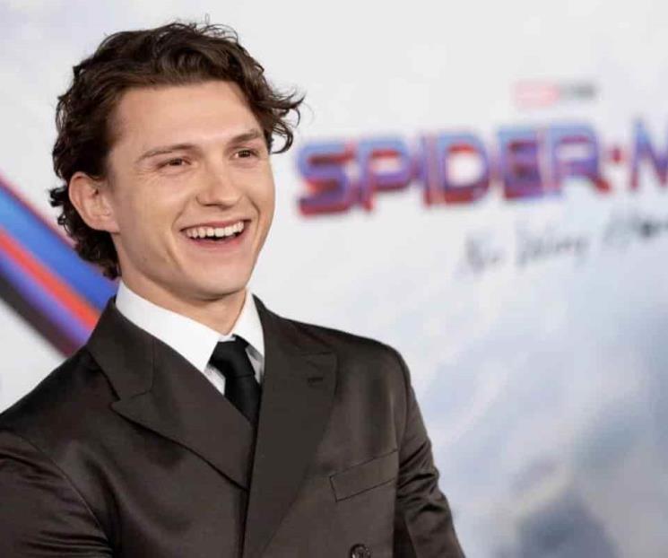 Tom Holland jura que la fama nunca se le subirá a la cabeza