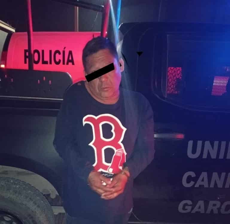 Un presunto narcomenudista que portaba más de dos kilos de marihuana, fue detenido