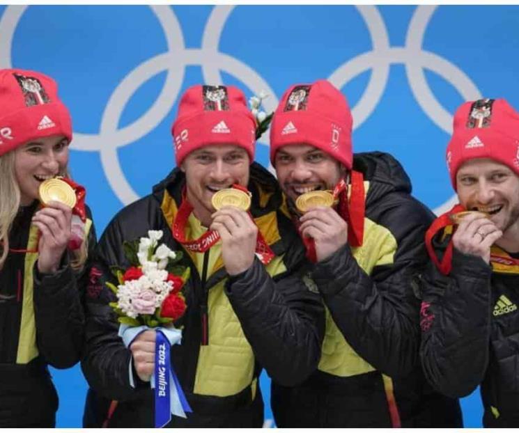 Domina Alemania en luge mixto de JOI de Beijing