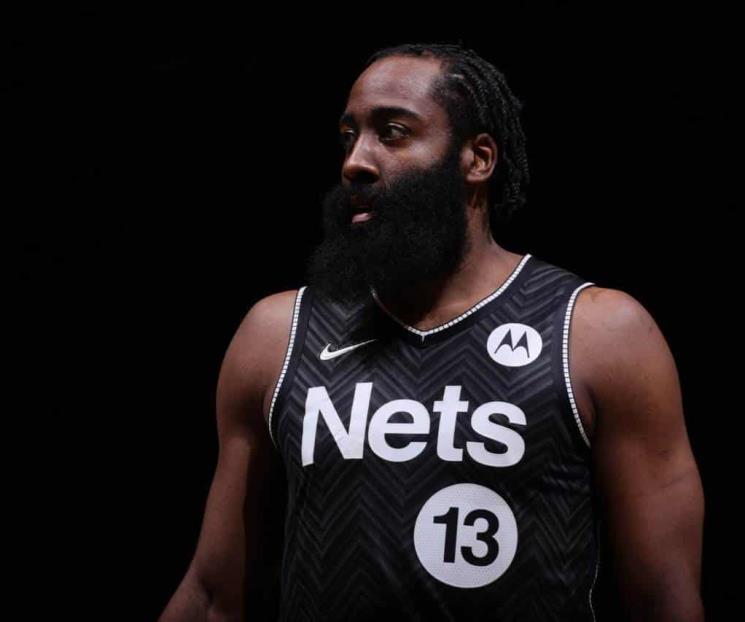 Bombazo en la NBA; Harden a los 76ers