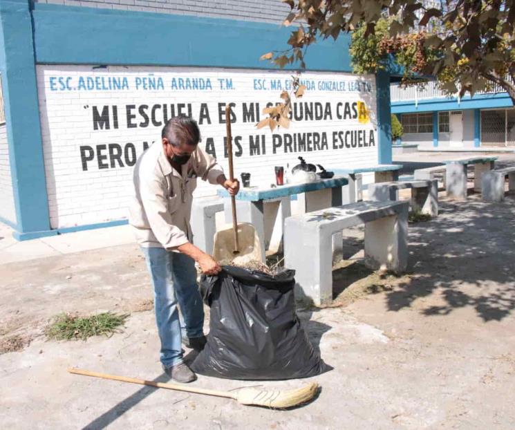 Intensifican limpieza en escuelas del municipio de Juárez