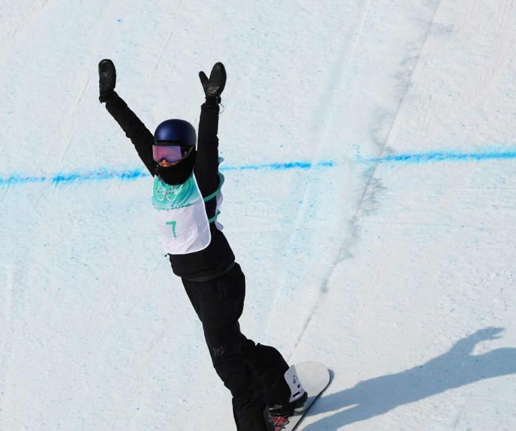 Se hace Ana Gasser del oro en Snowboard