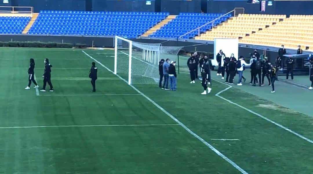 Reconoce Tri Femenil cancha del Uni