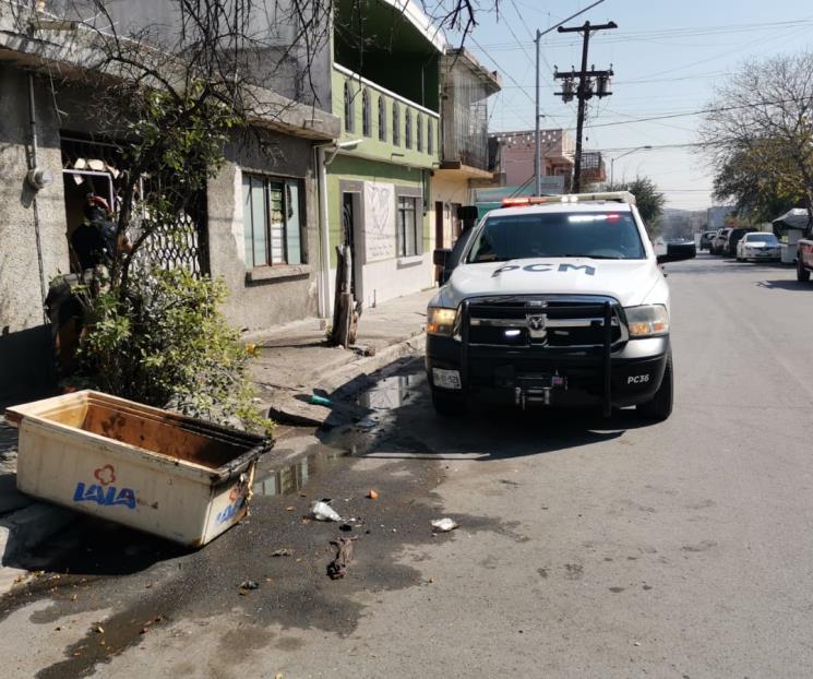 Incendio causa movilización en la colonia Moderna