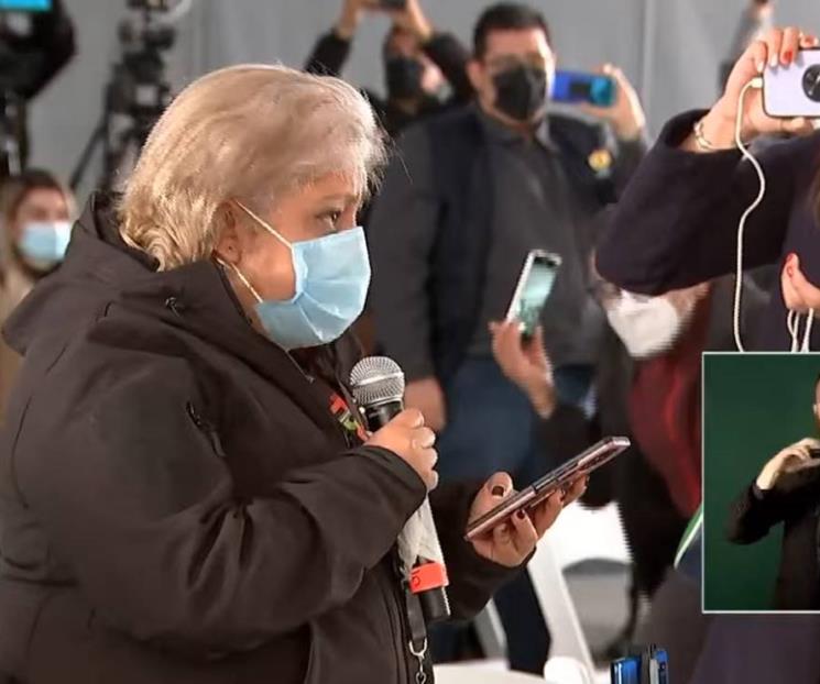 Periodistas protestan durante conferencia de AMLO en Tijuana