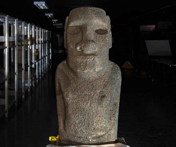 Un moai vuelve a casa