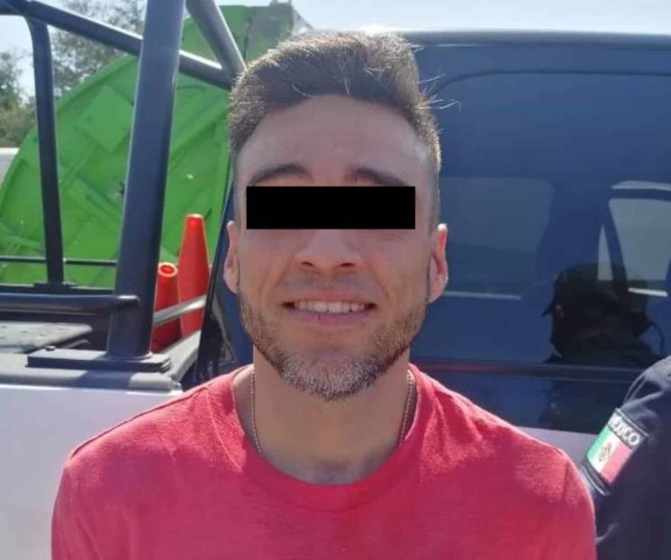 Detienen a presunto ladrón de autopartes