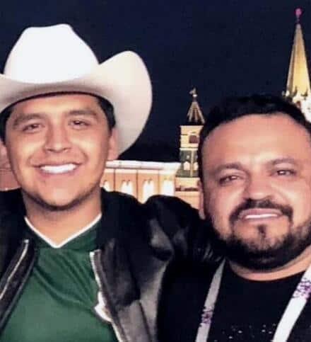 Denuncian a papás de Christian Nodal ante la FGR por fraude