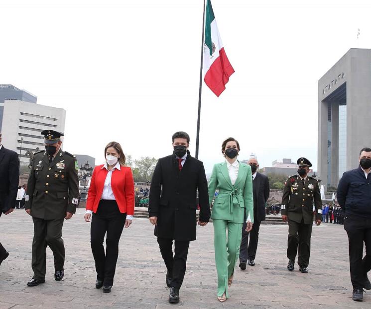 Conmemoran el 201 Aniversario de la Bandera de México