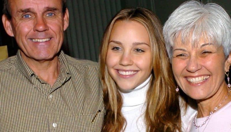 Amanda Bynes pide terminar su tutela