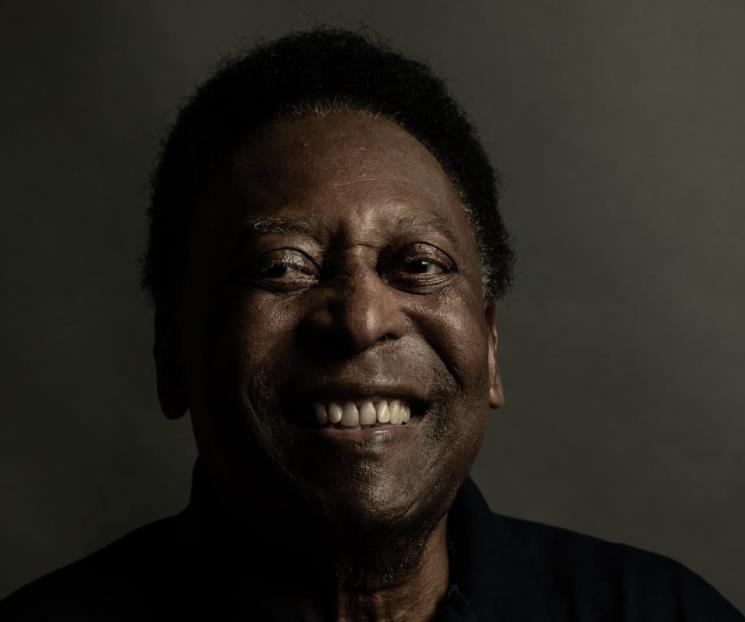 Recibe Pelé el alta médica