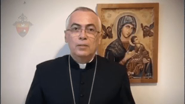 Vaticano destituye a obispo en Puerto Rico