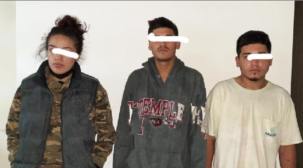 Detienen a tres integrantes de una banda de ladrones a casa habitación, que vendían los artículos hurtado en la vía pública