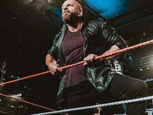 Anuncia Triple H su retiro en la lucha libre
