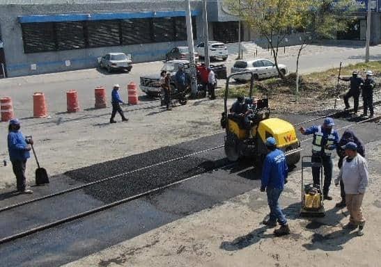 Dan mantenimiento a vías férreas en Santa Catarina