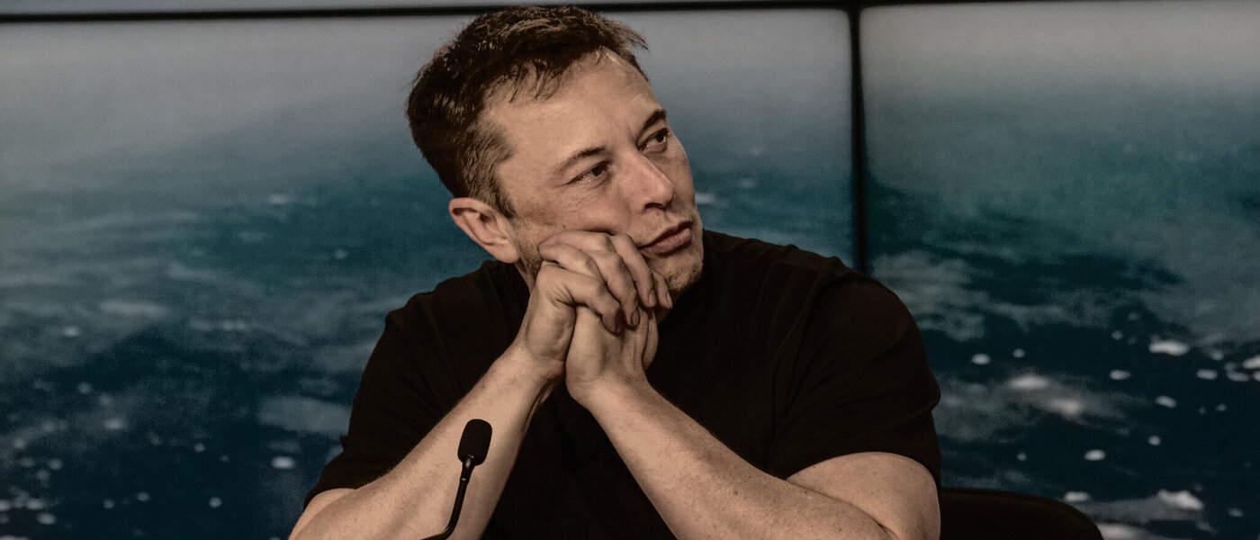 Elon Musk lanza una OPA a Twitter