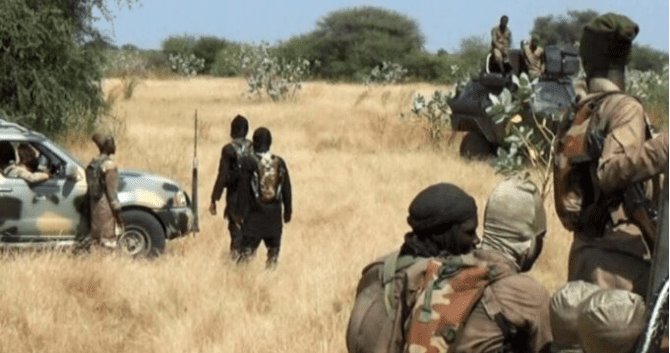 Extremistas matan a 7 en Nigeria