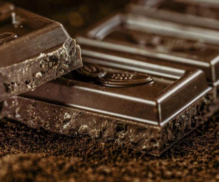 Comer chocolates ayuda a ser más feliz