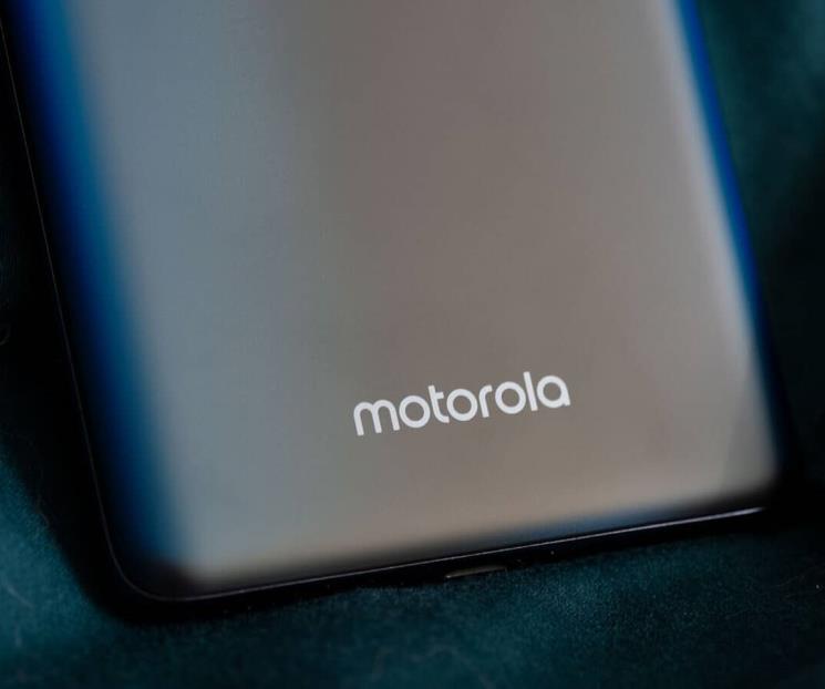 Motorola trabaja en su primer smartphone enrollable