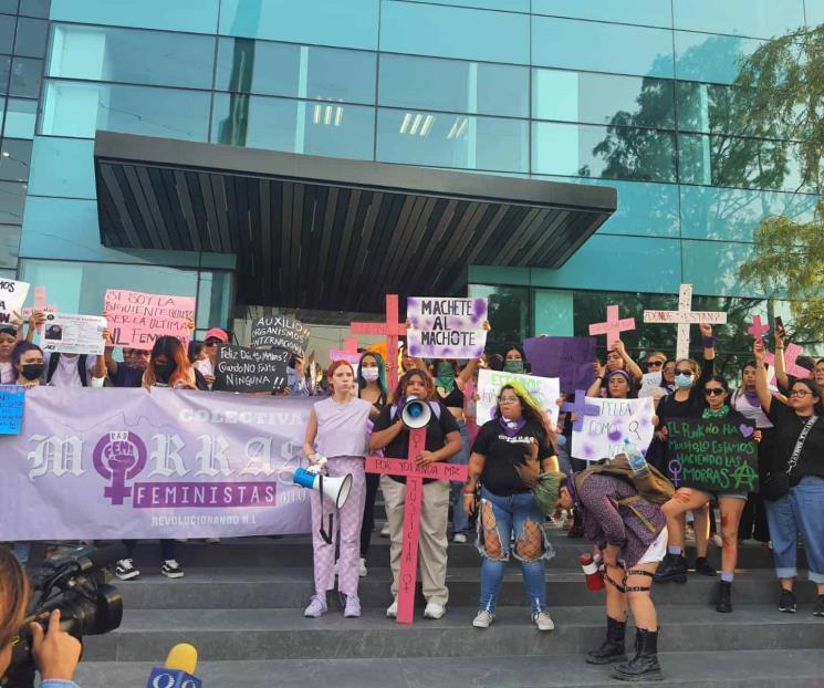 Marchan y exigen justicia ante alza en Feminicidios