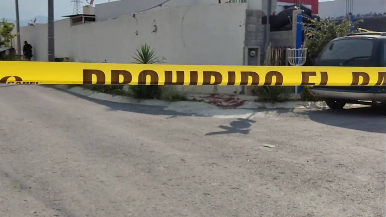 El hombre que fue baleado dentro de un domicilio del municipio de Juárez, murió desangrado en un hospital