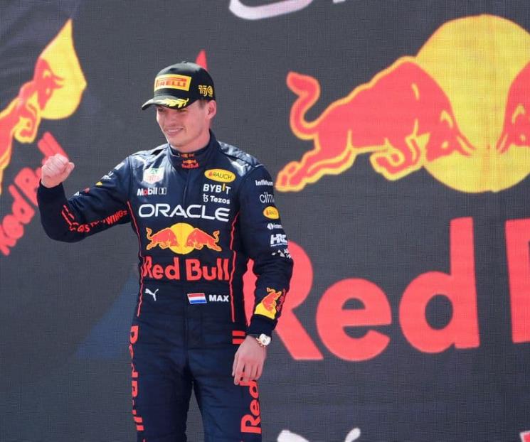 Agradeció Verstappen a Checo por cederle la victoria