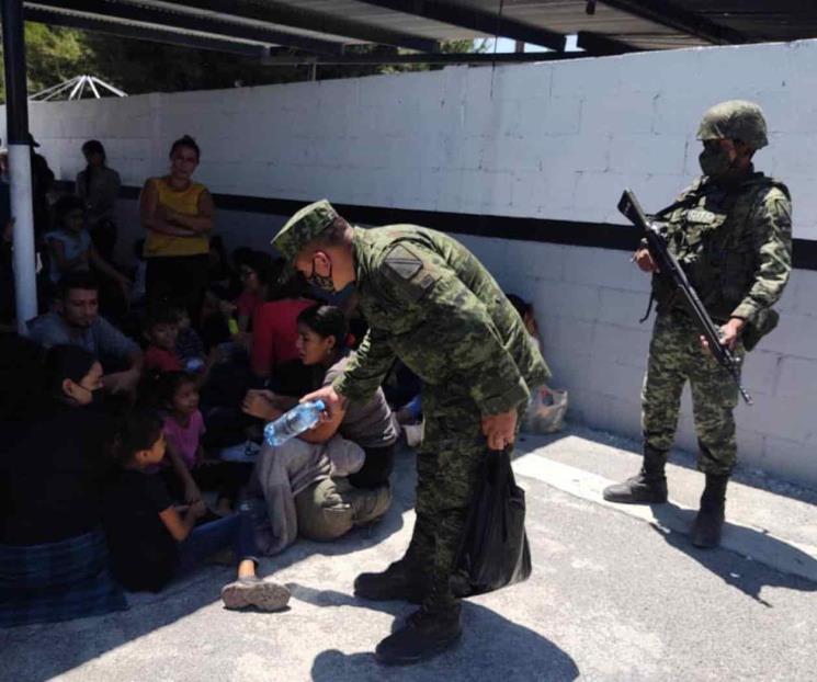 Rescatan a más de 300 migrantes en Galeana