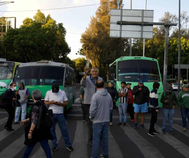 Transportistas inician bloqueos CDMX