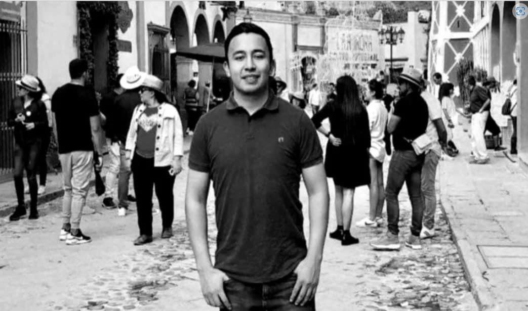 Linchan por error a joven en Puebla