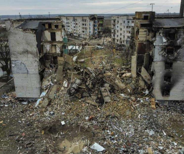 Amanece Kiev bajo bombardeo