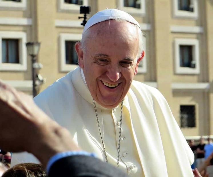 Lanza Diario Vaticano edición para pobres
