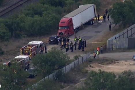 Hallan 46 migrantes muertos en un camión en Texas