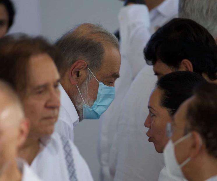 Carlos Slim y priistas asisten a inauguración de Dos Bocas
