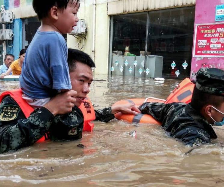 Ola de calor e inundaciones dejan 12 muertos en China