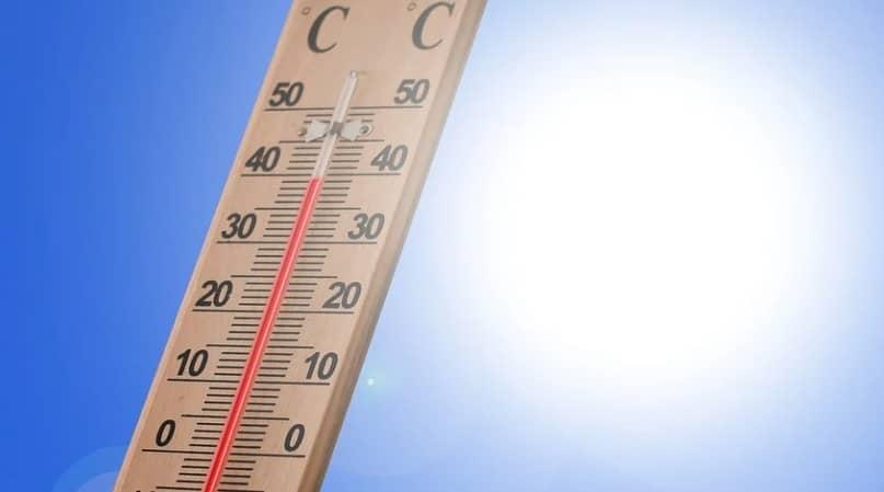 Bajo alerta de calor extremo 100 millones de personas en EU