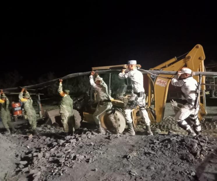 Van seis buzos de Fuerzas Especiales a rescate de mineros