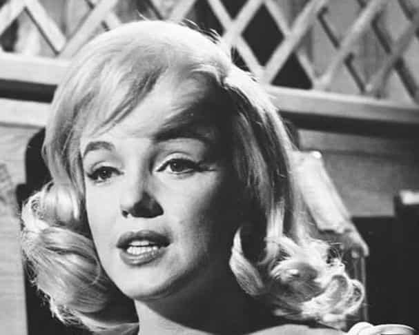 Marilyn Monroe apareció junto a otro icono de su tiempo, Clark Gable en la cinta de John Huston, Los Inadaptados (1961)