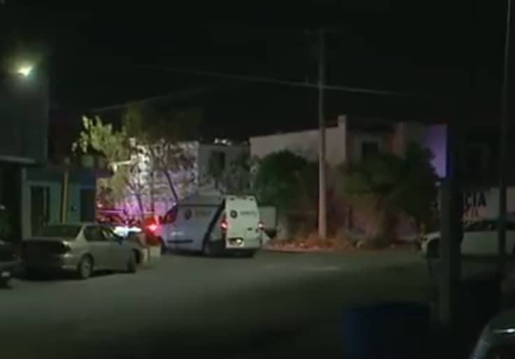 El cadáver de un hombre con una bolsa de plástico en la cabeza, semidesnudo y con múltiples golpes en el cuerpo, fue encontrado en el municipio de Juárez