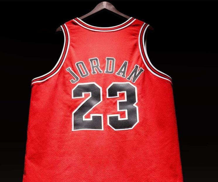 Subastarán histórica indumentaria de Michael Jordan