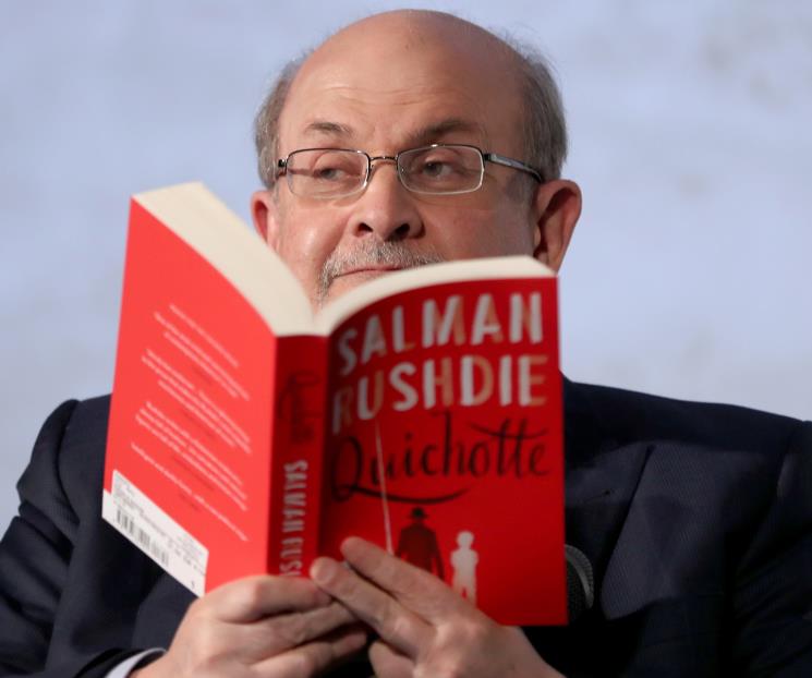 Elogian partidarios de Hezbolá atentado contra Rushdie