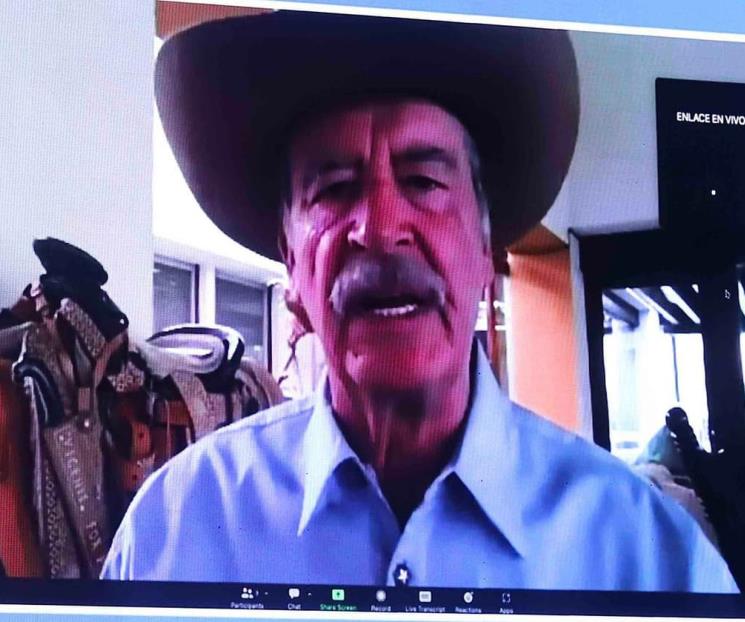 Llama Vicente Fox a sacar de PN a gobierno autoritario