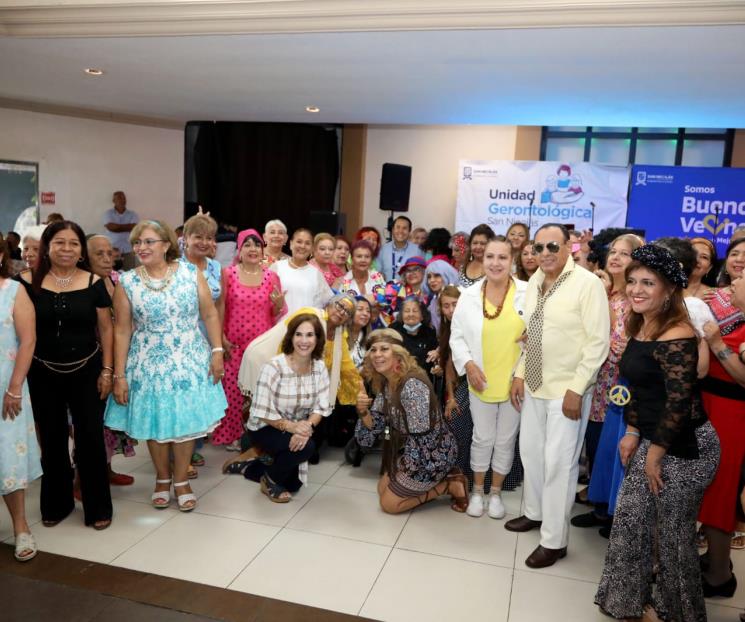 Más de mil adultos mayores celebran su día en San Nicolás