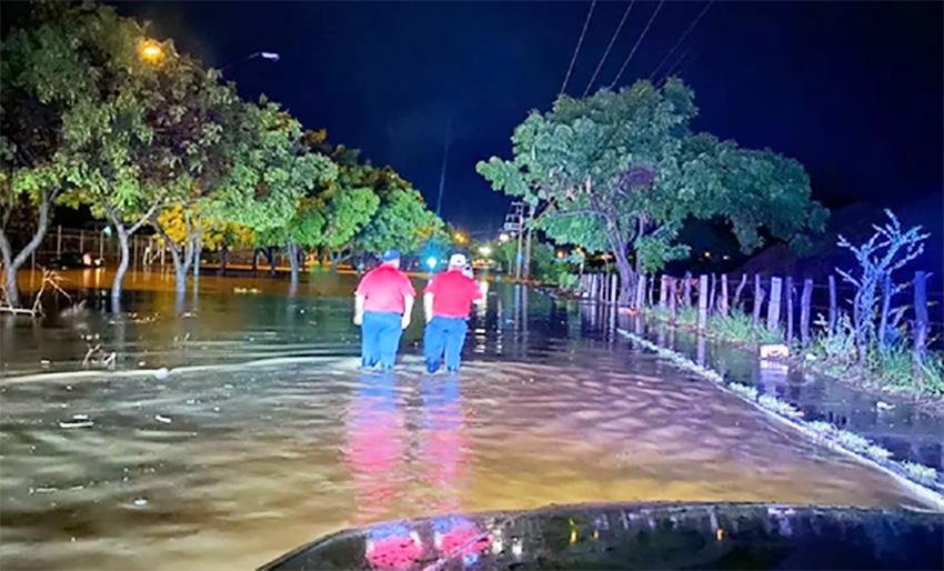 Dejan lluvias inundaciones en varios municipios de NL