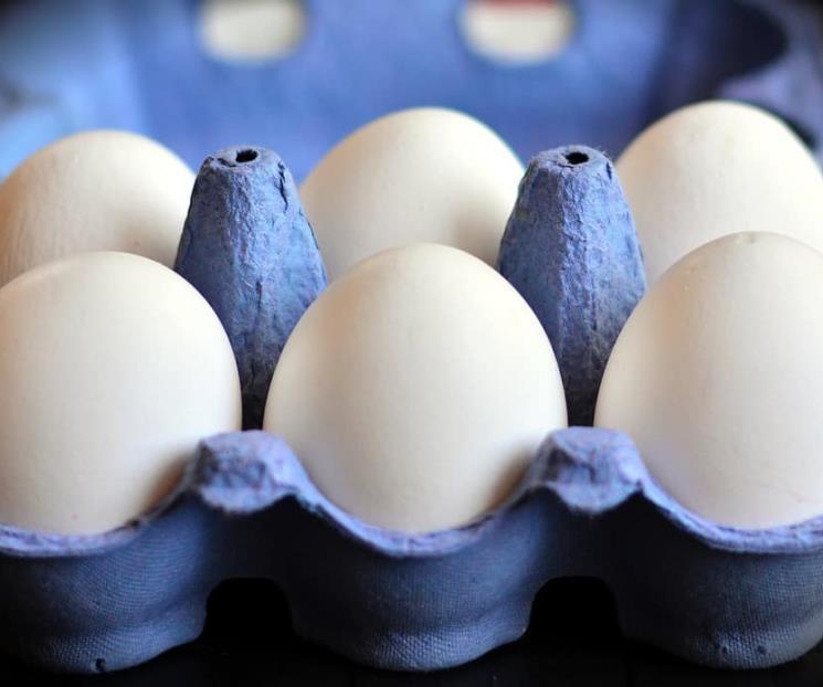 Huevo se vende en más de 50 pesos el kilo
